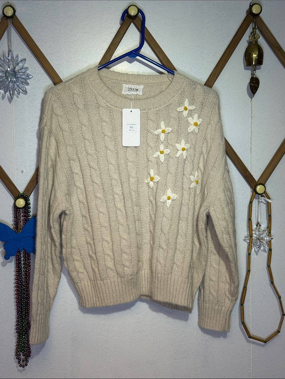 Sadie & Sage Beige Cable-Knit Crewneck Sweater with Dainty Daisy Embroidery